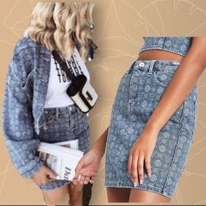 - Denim skirt